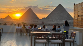 Pyramids Hotel